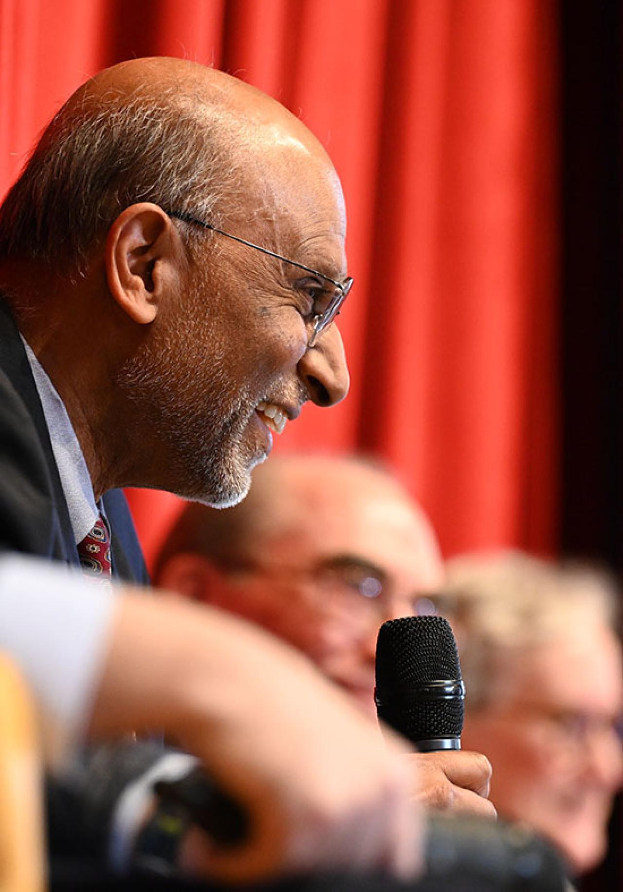 Symposium Honors Illustrious Career of W. Ian Lipkin Columbia