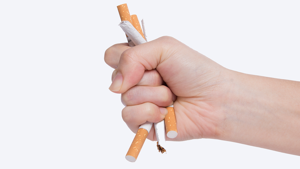 First Day of Attempt to Quit Smoking Is Especially Tough for Women