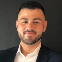 Nader Elmehdawi headshot